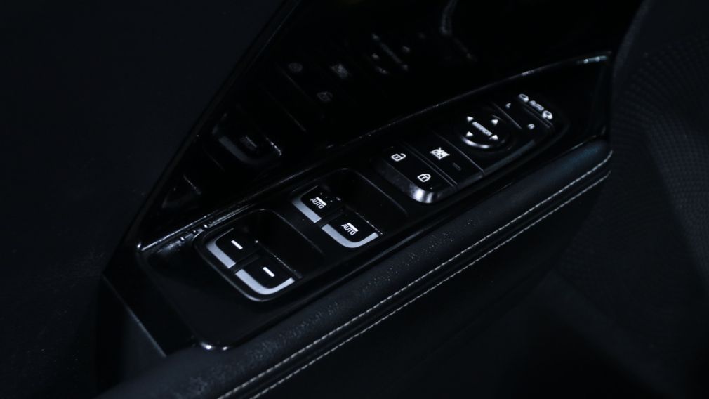 Kia Niro SX Touring 2022 d&rsquo;occasion à vendre - 10