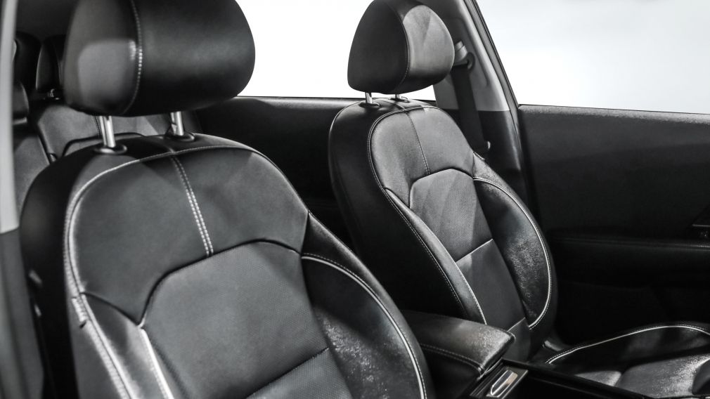 Kia Niro SX Touring 2022 d&rsquo;occasion à vendre - 22