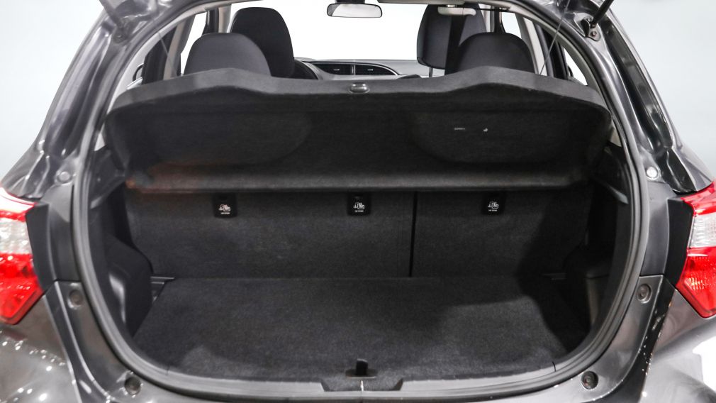 Toyota Yaris LE 2019 d&rsquo;occasion à vendre - 19