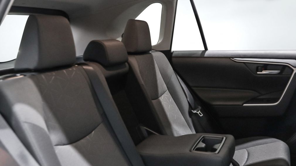 Toyota Rav 4 XLE 2021 d&rsquo;occasion à vendre - 23