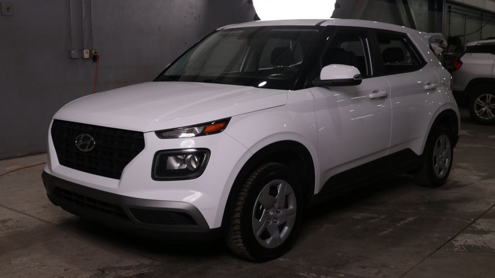 Hyundai Venue Essential 2021 d&rsquo;occasion à vendre - 3