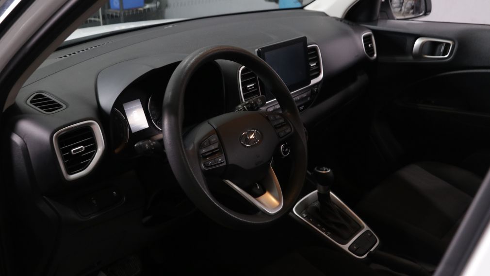 Hyundai Venue Essential 2021 d&rsquo;occasion à vendre - 7