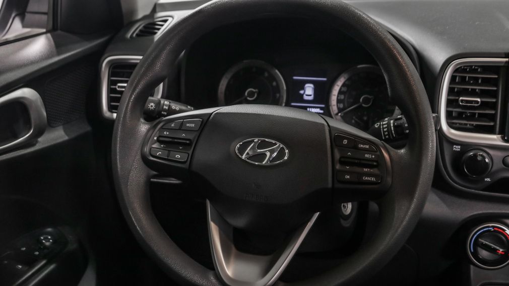 Hyundai Venue Essential 2021 d&rsquo;occasion à vendre - 11