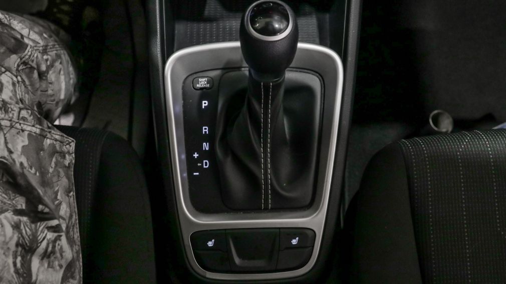 Hyundai Venue Essential 2021 d&rsquo;occasion à vendre - 16