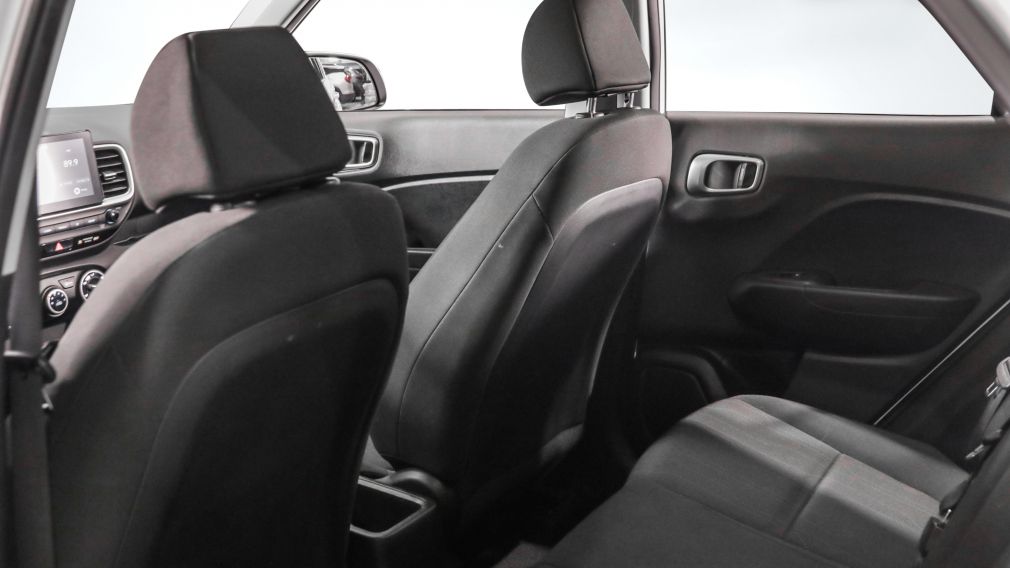 Hyundai Venue Essential 2021 d&rsquo;occasion à vendre - 18