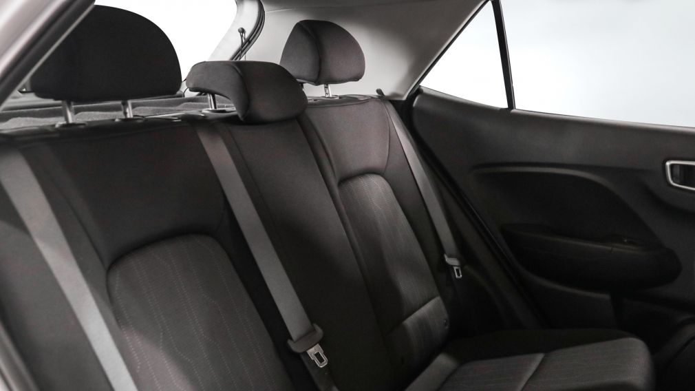 Hyundai Venue Essential 2021 d&rsquo;occasion à vendre - 20