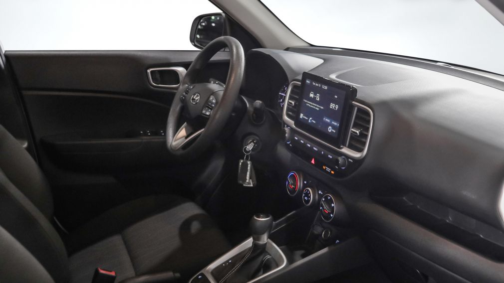 Hyundai Venue Essential 2021 d&rsquo;occasion à vendre - 21