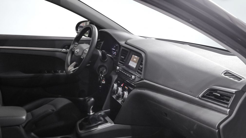 Hyundai Elantra Essential 2020 d&rsquo;occasion à vendre - 20