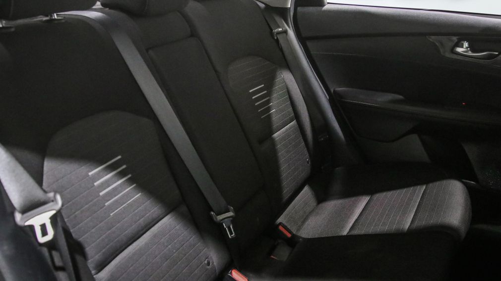 Kia Forte EX 2019 d&rsquo;occasion à vendre - 22