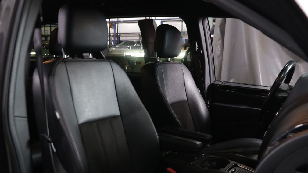 Dodge GR Caravan Premium Plus 2020 d&rsquo;occasion à vendre - 21