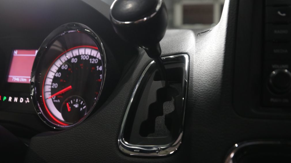 Dodge GR Caravan Premium Plus 2020 d&rsquo;occasion à vendre - 17