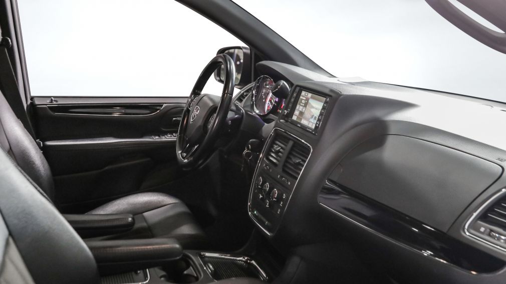 Dodge GR Caravan Premium Plus 2020 d&rsquo;occasion à vendre - 20