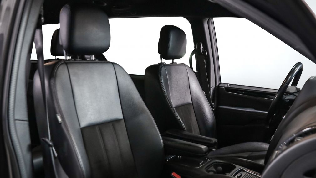 Dodge GR Caravan Premium Plus 2020 d&rsquo;occasion à vendre - 21