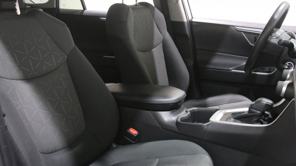 Toyota Rav 4 LE 2022 d&rsquo;occasion à vendre - 23