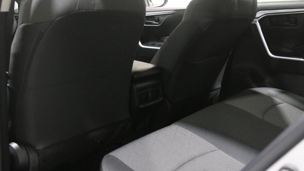 Toyota Rav 4 LE 2022 d&rsquo;occasion à vendre - 20