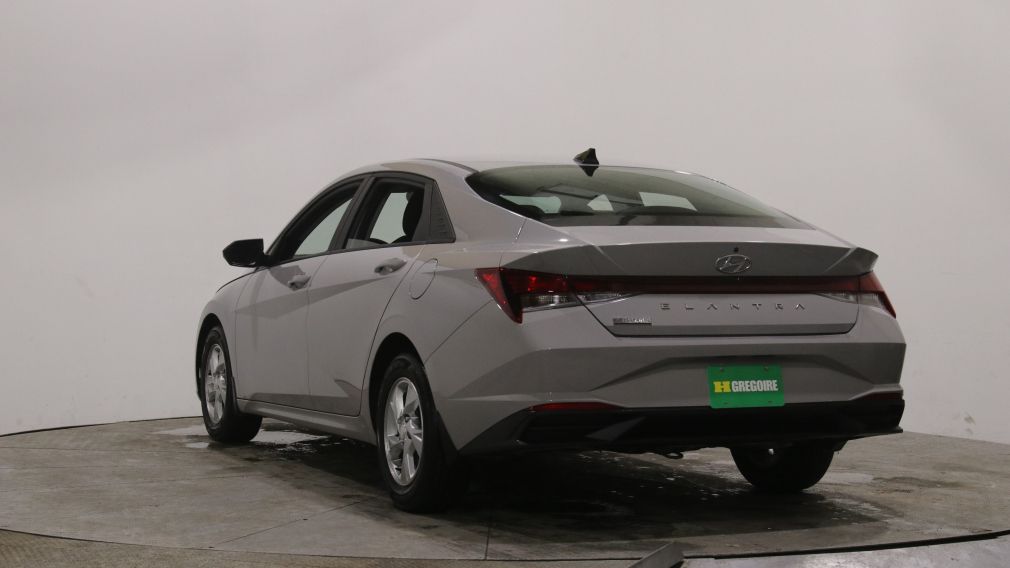 Hyundai Elantra Essential 2022 d&rsquo;occasion à vendre - 5