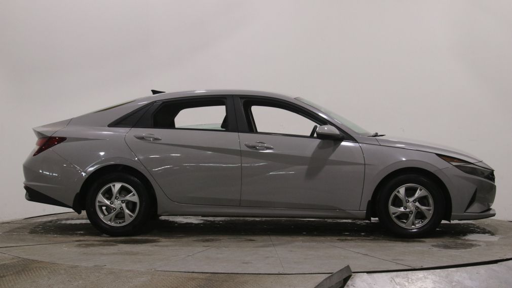 Hyundai Elantra Essential 2022 d&rsquo;occasion à vendre - 8