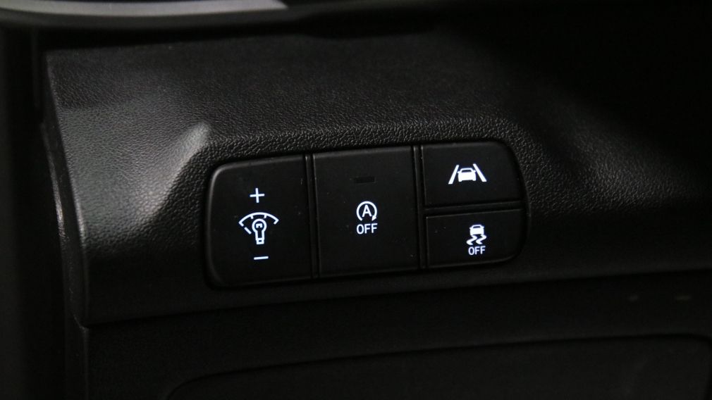 Hyundai Elantra Essential 2022 d&rsquo;occasion à vendre - 12