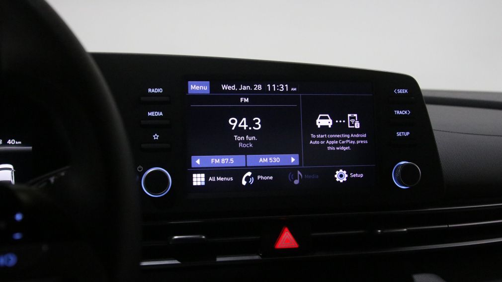 Hyundai Elantra Essential 2022 d&rsquo;occasion à vendre - 16