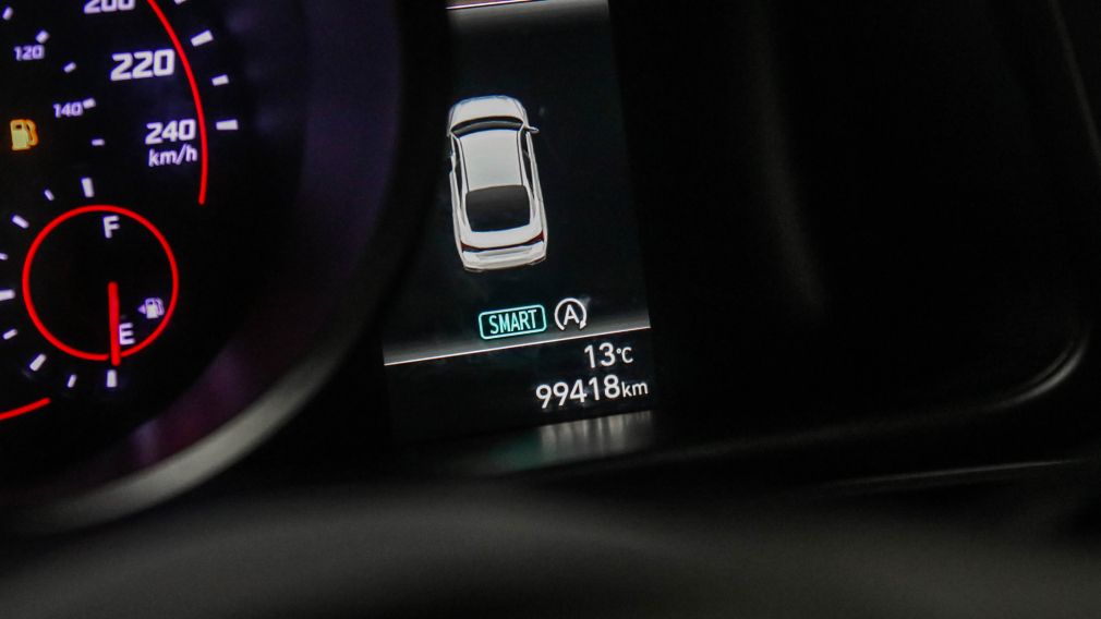 Hyundai Elantra Essential 2022 d&rsquo;occasion à vendre - 15