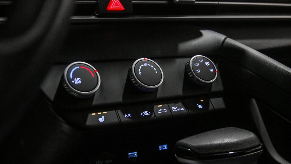 Hyundai Elantra Essential 2022 d&rsquo;occasion à vendre - 16