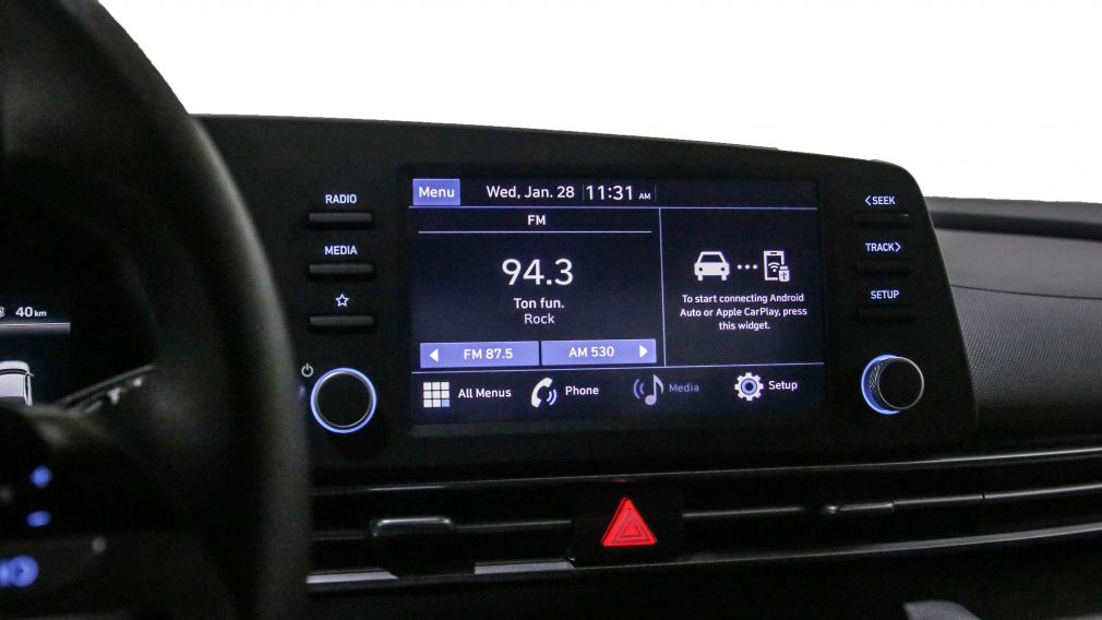 Hyundai Elantra Essential 2022 d&rsquo;occasion à vendre - 17