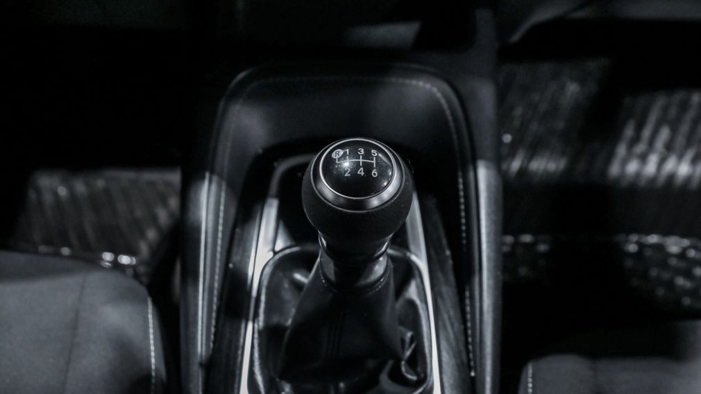 Toyota Corolla Manual 2021 d&rsquo;occasion à vendre - 16