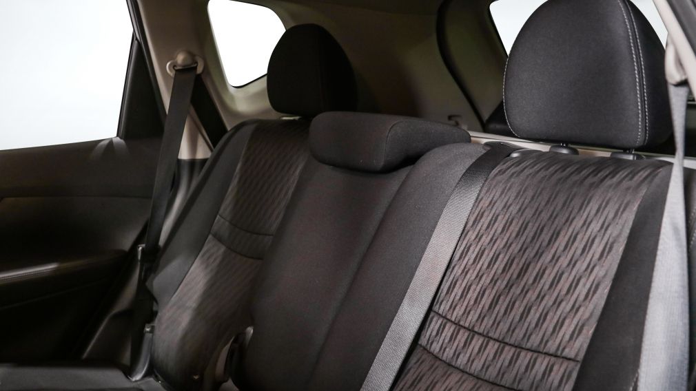 Nissan Rogue SV 2019 d&rsquo;occasion à vendre - 18