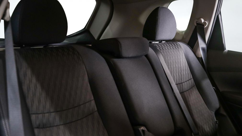 Nissan Rogue SV 2019 d&rsquo;occasion à vendre - 21