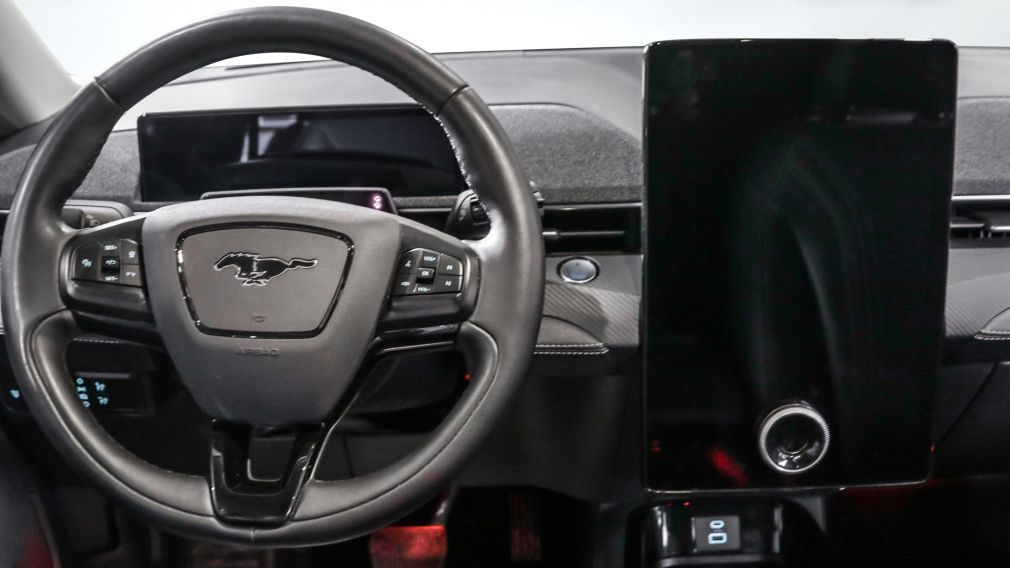 Ford Mustang Mach-E Premium 2021 d&rsquo;occasion à vendre - 12