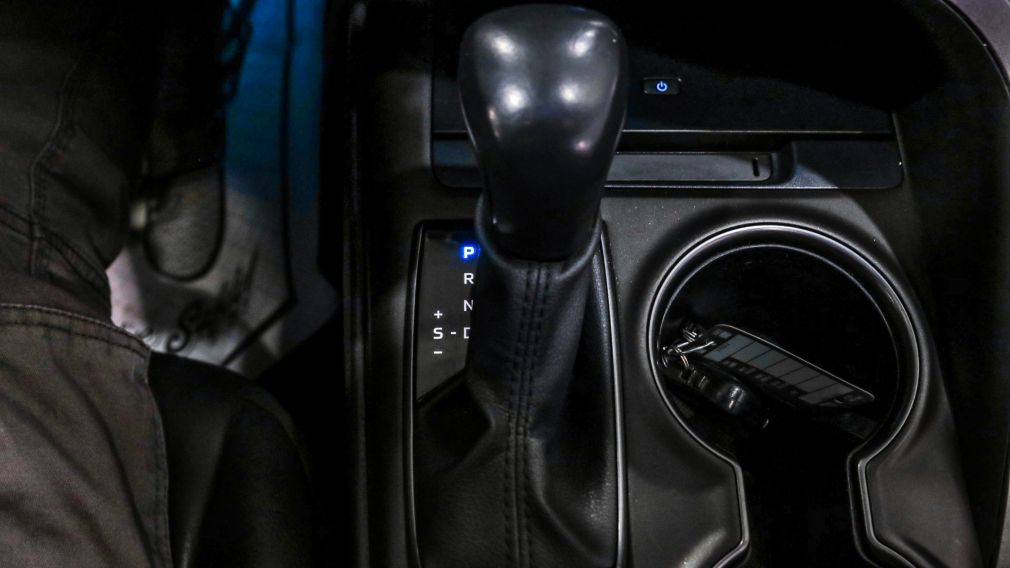 Toyota Camry Hybrid XSE 2023 d&rsquo;occasion à vendre - 18