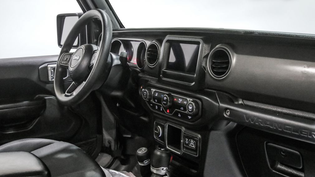 Jeep Wrangler Willys Sport 2022 d&rsquo;occasion à vendre - 21