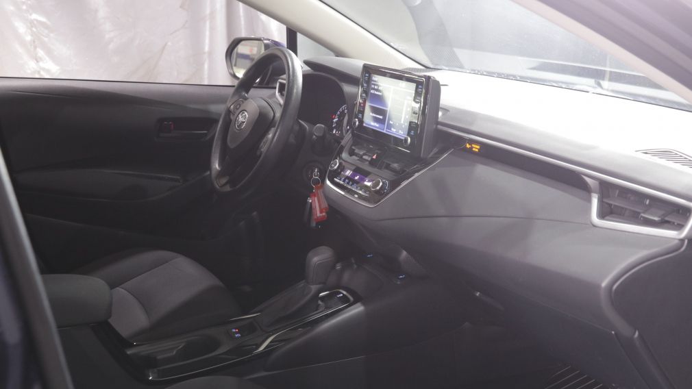 Toyota Corolla LE 2022 d&rsquo;occasion à vendre - 21