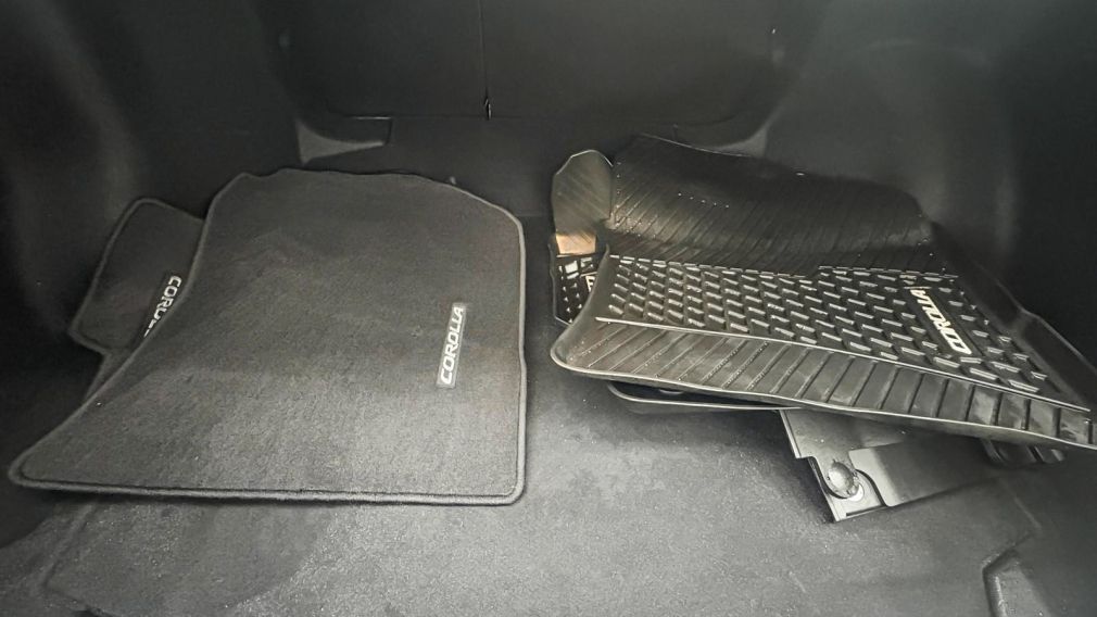 Toyota Corolla LE 2020 d&rsquo;occasion à vendre - 13