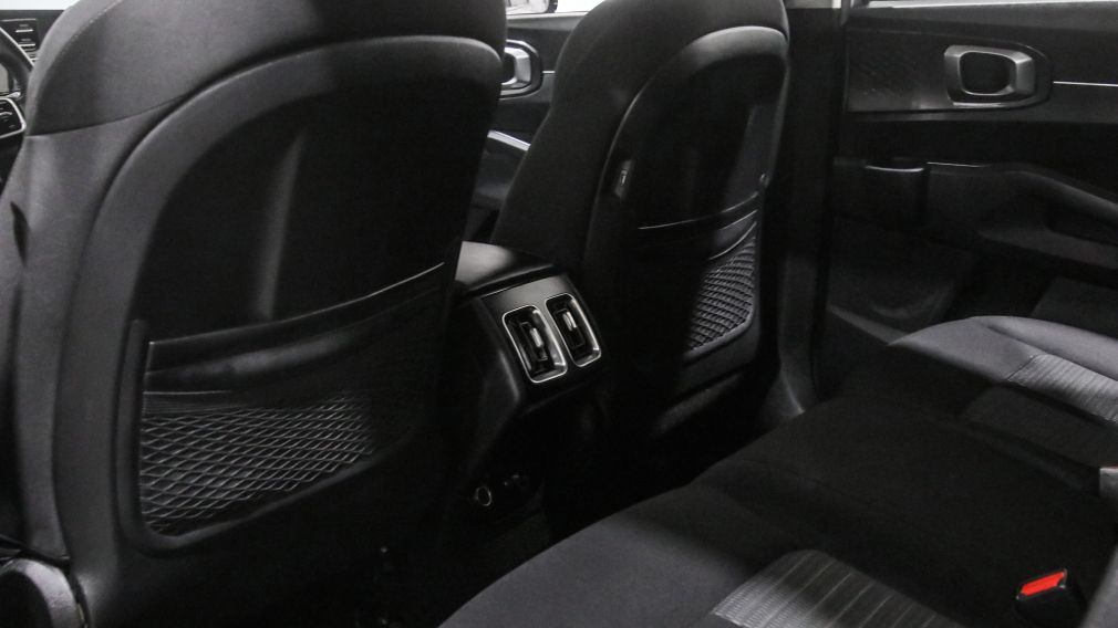 Kia Sorento LX+ 2022 d&rsquo;occasion à vendre - 21