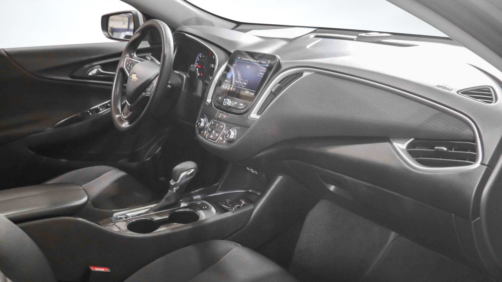 Chevrolet Malibu 1LT 2023 d&rsquo;occasion à vendre - 24