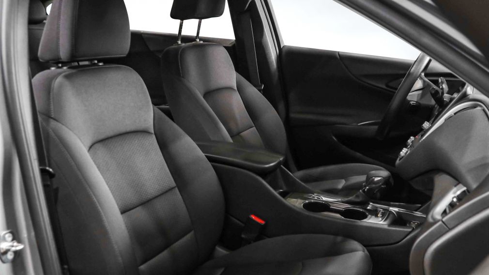 Chevrolet Malibu 1LT 2023 d&rsquo;occasion à vendre - 25