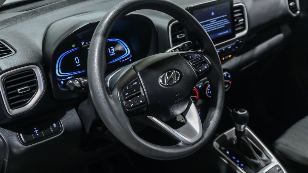 Hyundai Venue Essential 2023 d&rsquo;occasion à vendre - 9