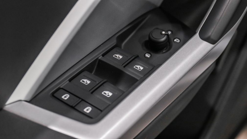 Audi Q3 Komfort 2024 d&rsquo;occasion à vendre - 9