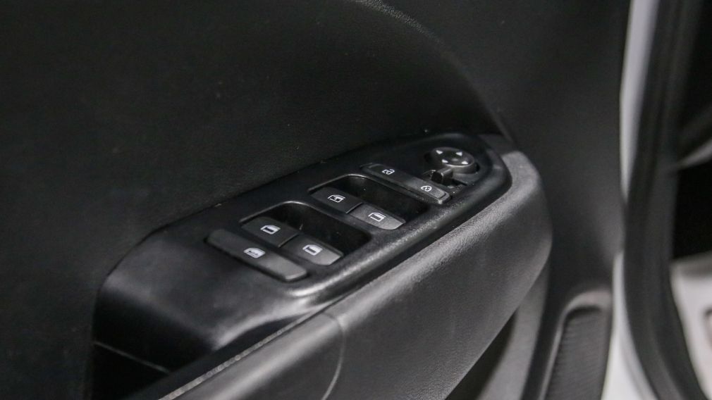 Hyundai Venue Preferred 2022 d&rsquo;occasion à vendre - 11