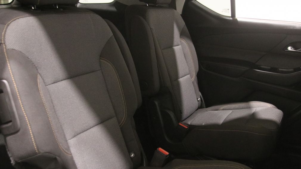 Chevrolet Traverse LT Cloth 2021 d&rsquo;occasion à vendre - 25