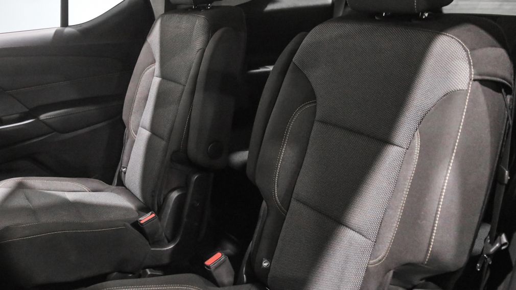 Chevrolet Traverse LT Cloth 2021 d&rsquo;occasion à vendre - 23