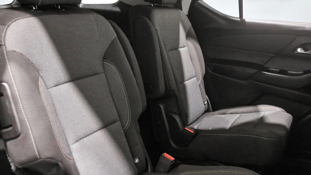 Chevrolet Traverse LT Cloth 2021 d&rsquo;occasion à vendre - 25