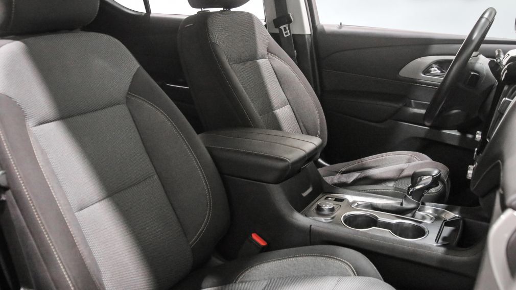 Chevrolet Traverse LT Cloth 2021 d&rsquo;occasion à vendre - 26
