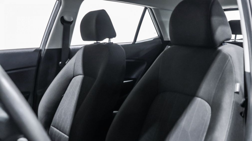 Hyundai Venue Essential 2021 d&rsquo;occasion à vendre - 11