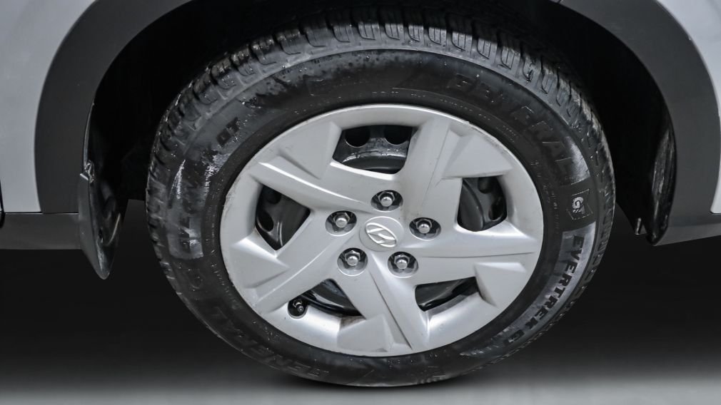 Hyundai Venue Essential 2021 d&rsquo;occasion à vendre - 22