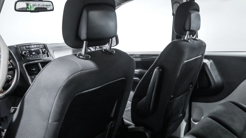 Dodge GR Caravan Canada Value Package 2019 d&rsquo;occasion à vendre - 17