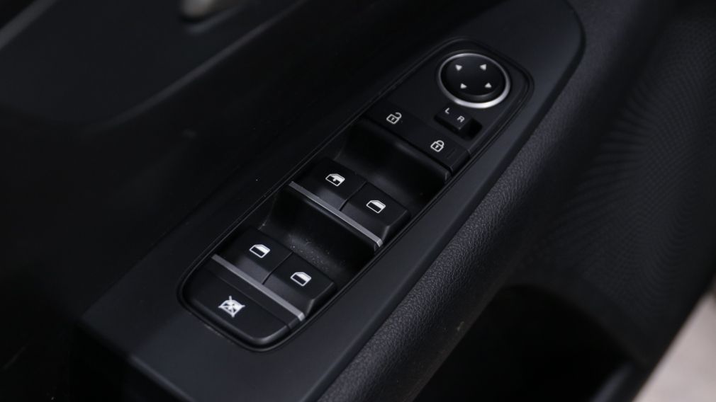 Kia Forte LX 2021 d&rsquo;occasion à vendre - 9