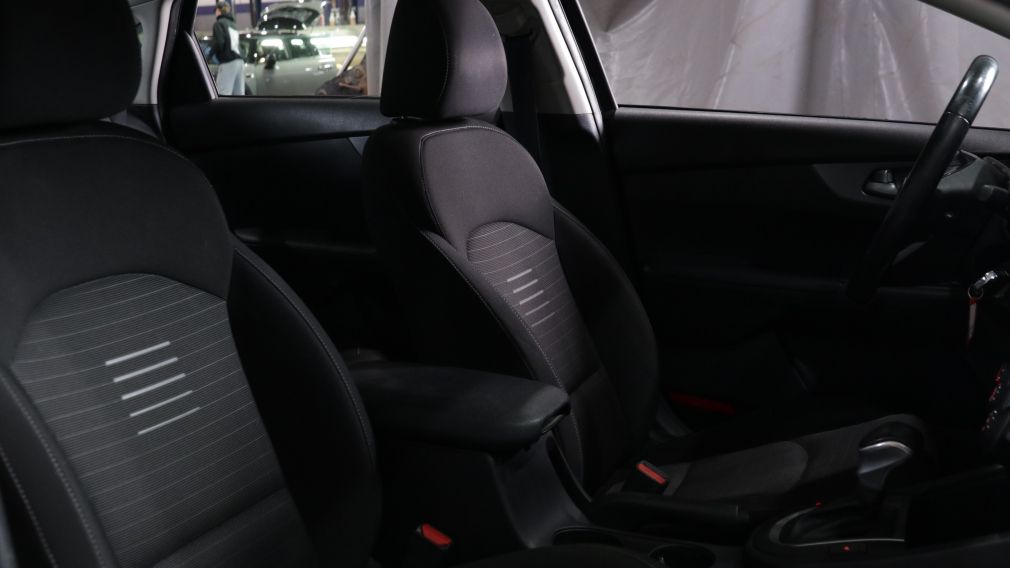 Kia Forte LX 2021 d&rsquo;occasion à vendre - 21