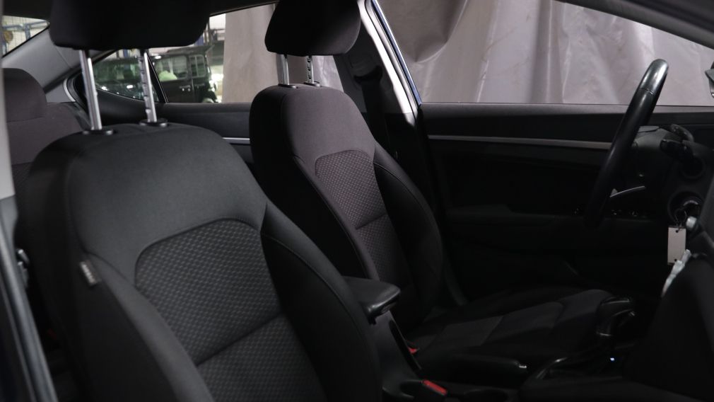Hyundai Elantra Preferred 2020 d&rsquo;occasion à vendre - 21